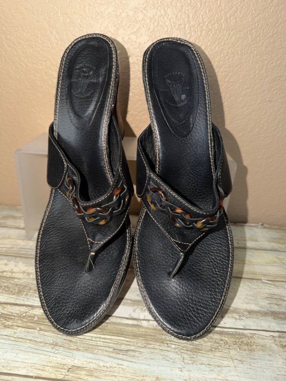Frye Black Leather Thong Sandals Tortoise Chain Detail Women’s Sz 9 Pre-owned - Picture 4 of 14